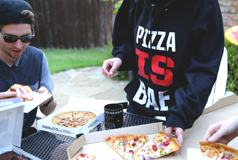 Illustration for article titled Pizza Hut has its own, ill-advised “hip” clothing line now